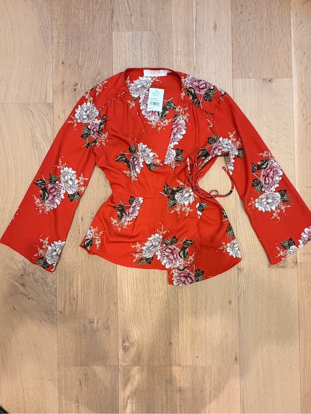 ASTR The Label Red Floral Wrap Blouse Top Size Small NWT Boho Romantic